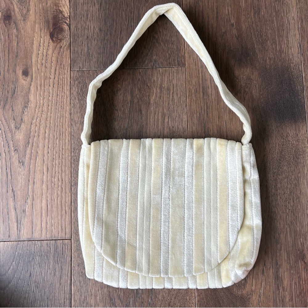 Vintage handmade chenille ribbed retro boho cream/white purse shoulder bag
